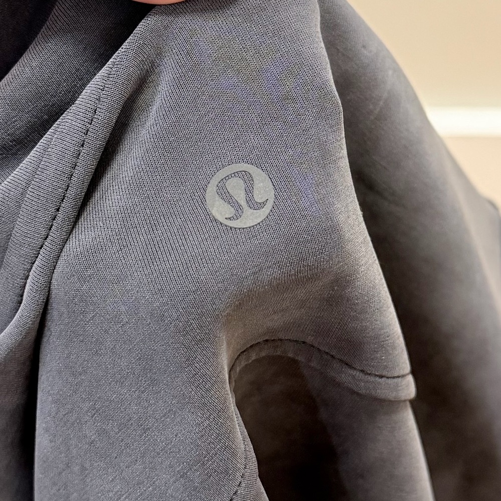 Lululemon Women’s Brushed Softstreme Half Zip Sweater - Picture 4 of 7